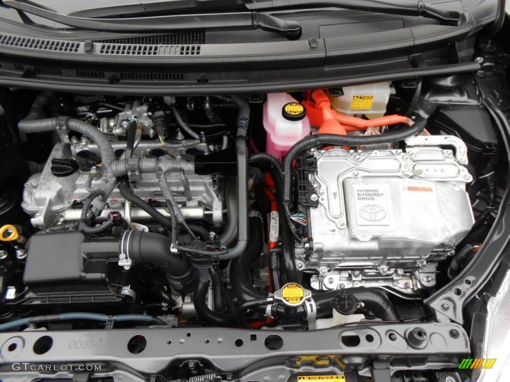 2012 Toyota Prius c Hybrid Four 1.5 Liter DOHC 16-Valve VVT-i 4 Cylinder Gasoline/Electric Hybrid Engine Photo #74797041
