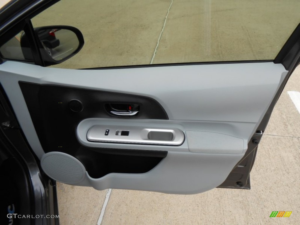2012 Toyota Prius c Hybrid Four Door Panel Photos