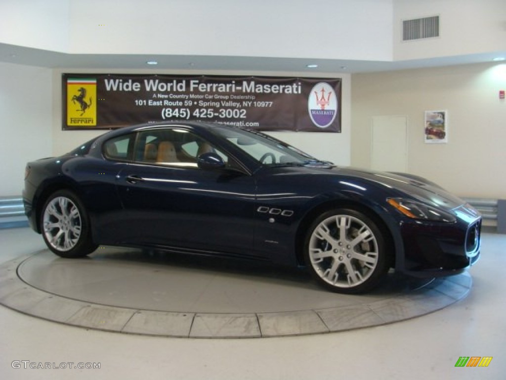 Blu Oceano (Blue Metallic) Maserati GranTurismo