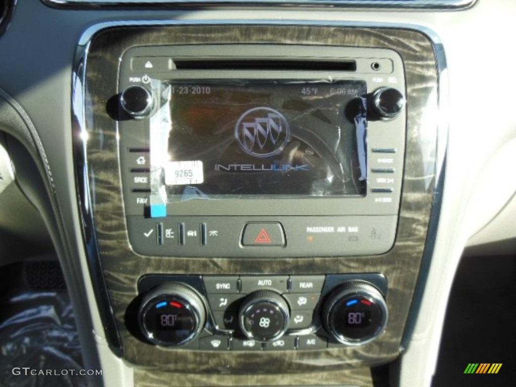 2013 Buick Enclave Convenience Controls Photo #74800357