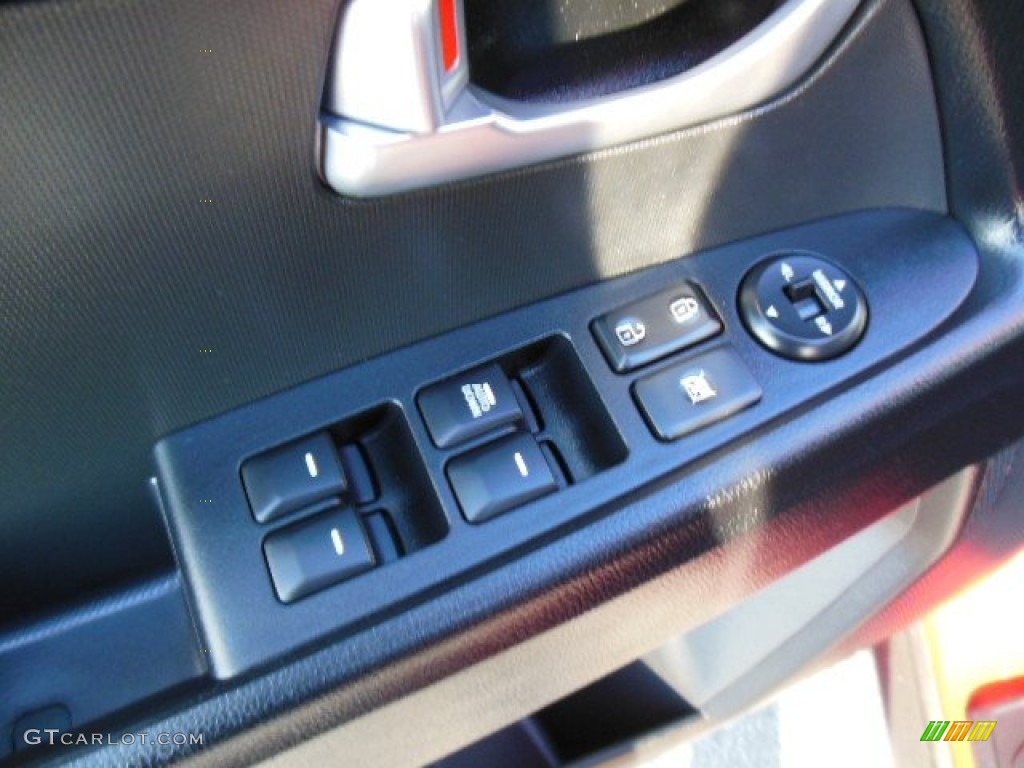 2012 Kia Sportage LX AWD Controls Photo #74800784