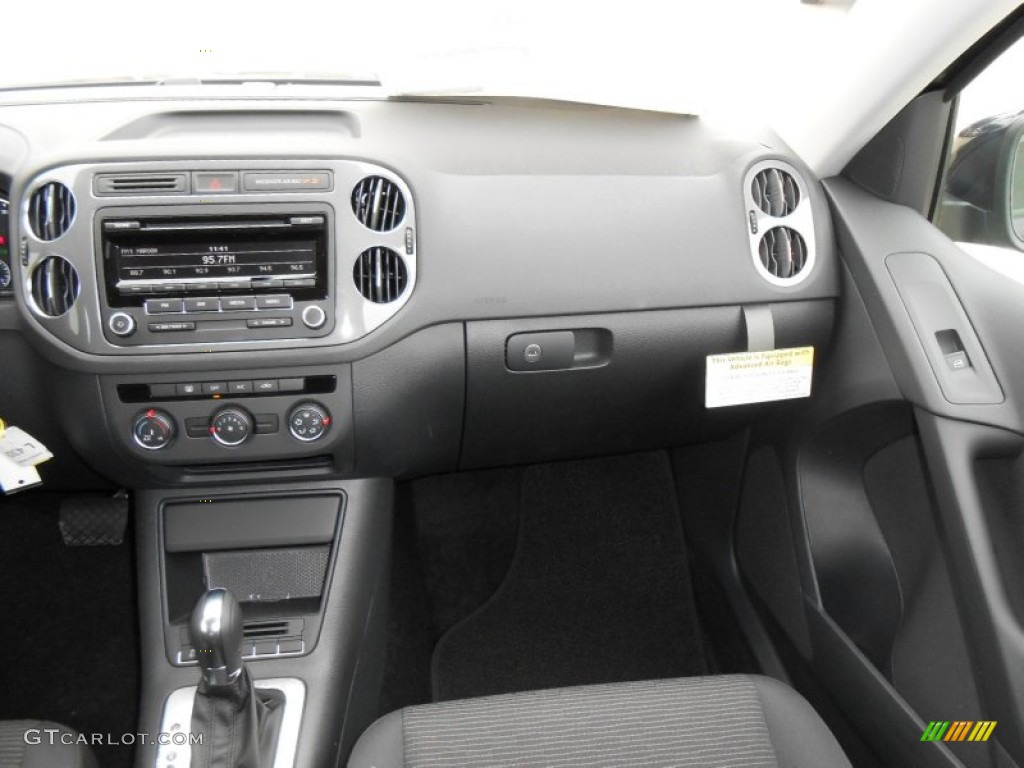 2013 Volkswagen Tiguan S Black Dashboard Photo #74801550