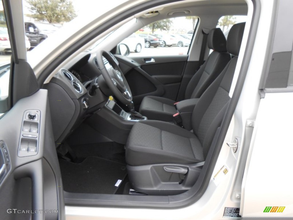 Black Interior 2013 Volkswagen Tiguan S Photo #74803124