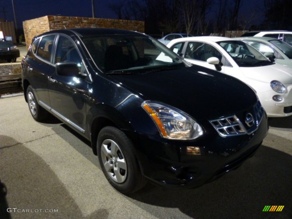 2011 Rogue S AWD - Wicked Black / Black photo #1