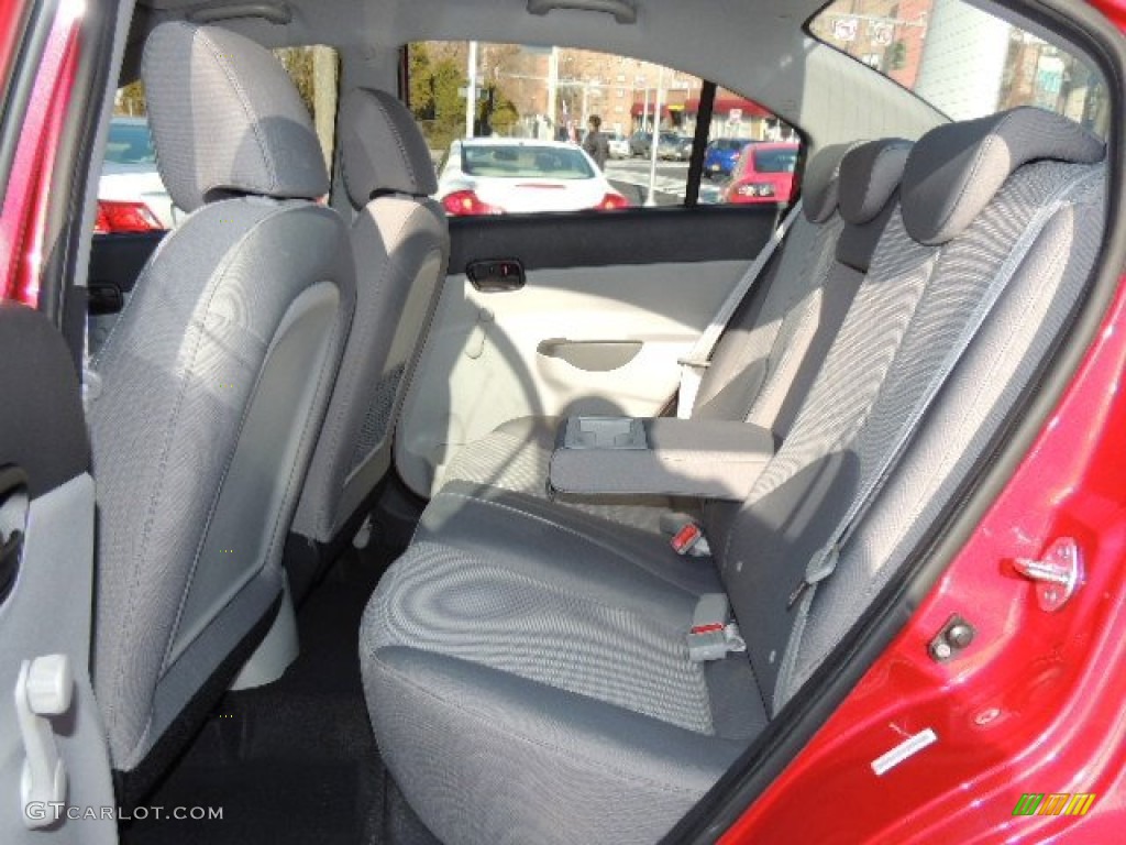 2011 Accent GLS 4 Door - Boston Red / Gray photo #10