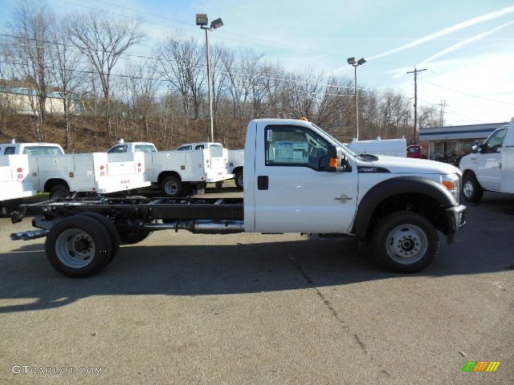 Oxford White 2013 Ford F550 Super Duty XL Regular Cab 4x4 Chassis Exterior Photo #74804888