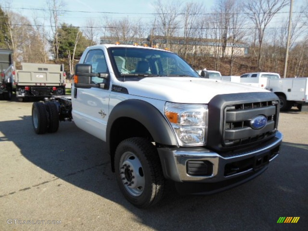 Oxford White 2013 Ford F550 Super Duty XL Regular Cab 4x4 Chassis Exterior Photo #74804909
