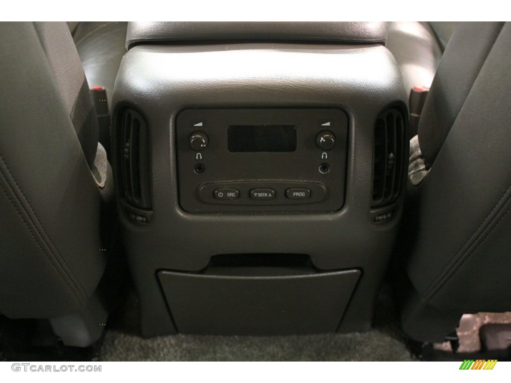 2003 Avalanche 1500 Z71 4x4 - Yellow / Dark Charcoal photo #25