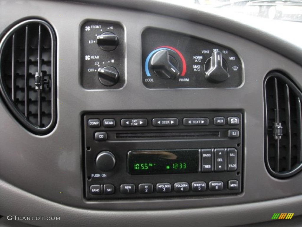 2008 Ford E Series Van E150 XLT Passenger Controls Photo #74806426