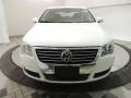 Candy White - Passat 2.0T Sedan Photo No. 2