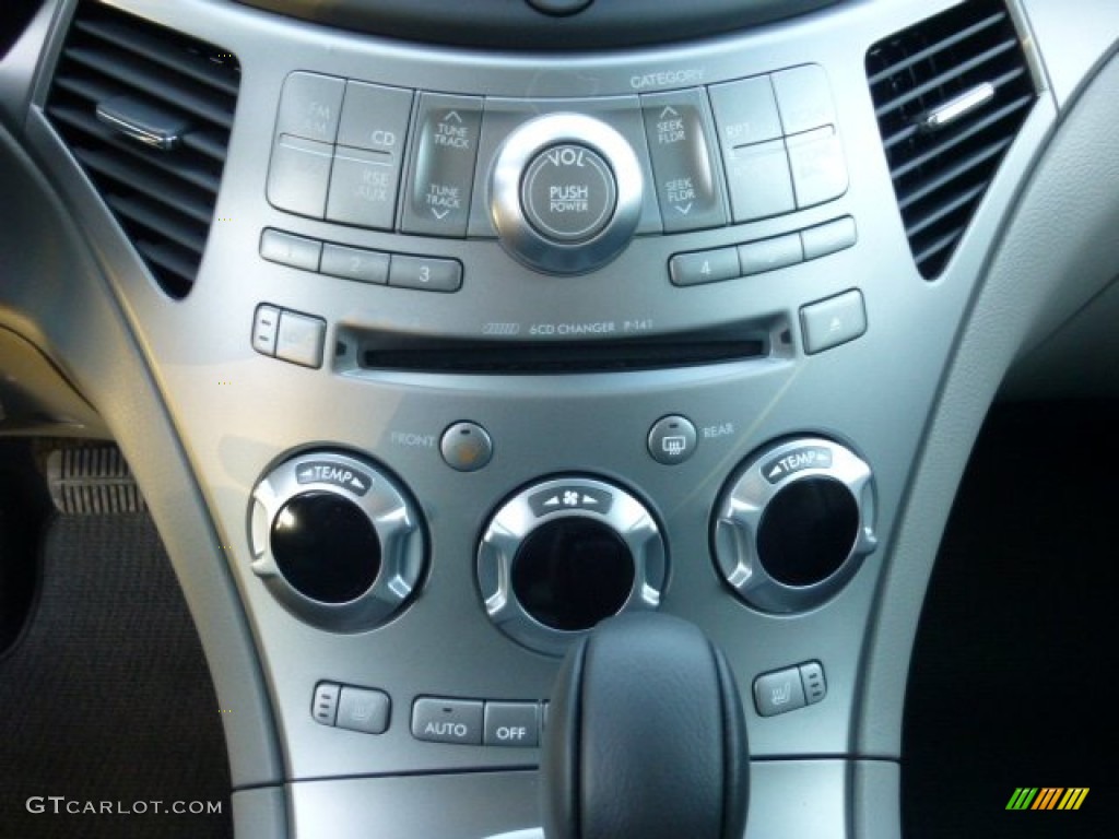 2013 Subaru Tribeca 3.6R Limited Controls Photo #74813120