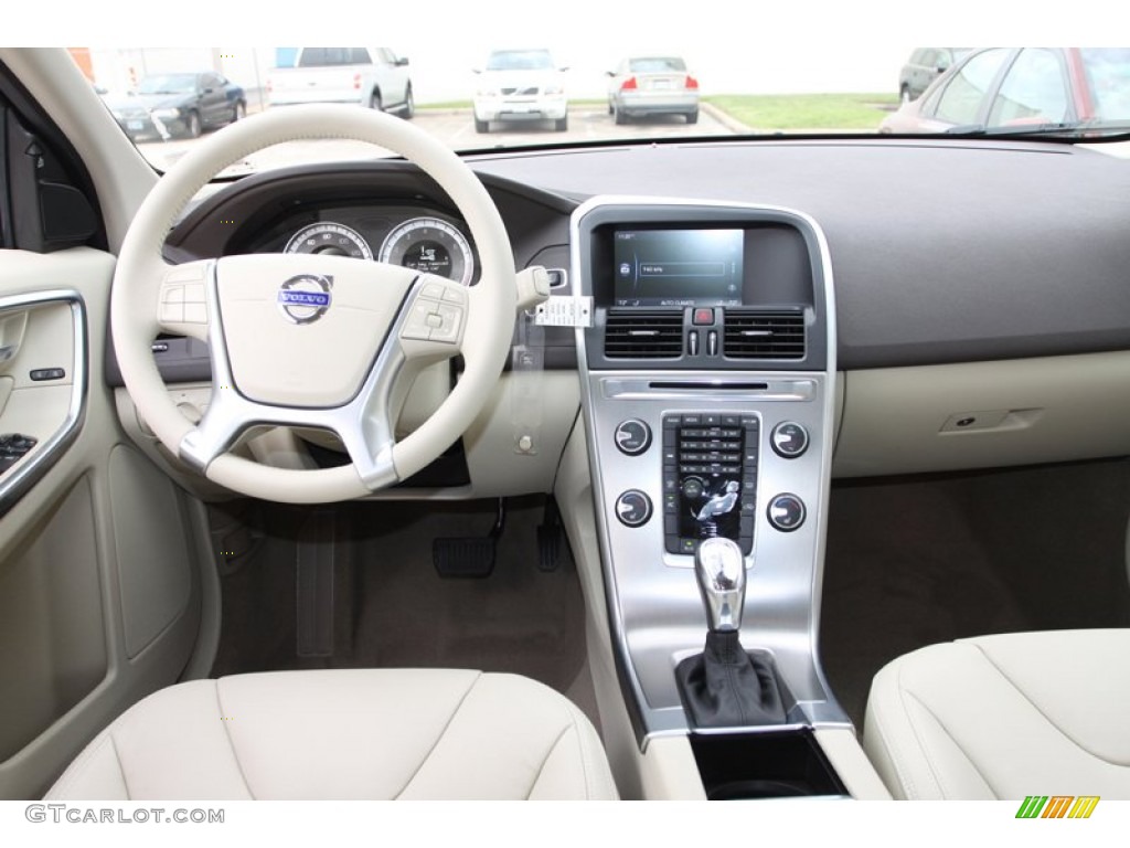 2013 Volvo XC60 3.2 AWD Sandstone Dashboard Photo #74815826