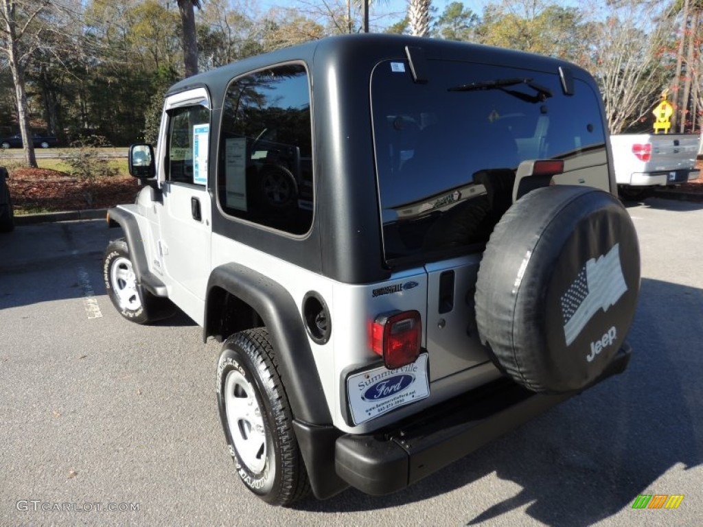 2004 Wrangler Sport 4x4 - Bright Silver Metallic / Dark Slate Gray photo #12