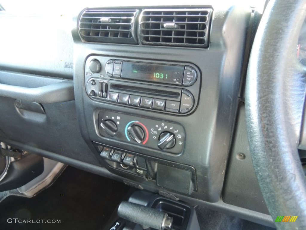 2004 Wrangler Sport 4x4 - Bright Silver Metallic / Dark Slate Gray photo #16