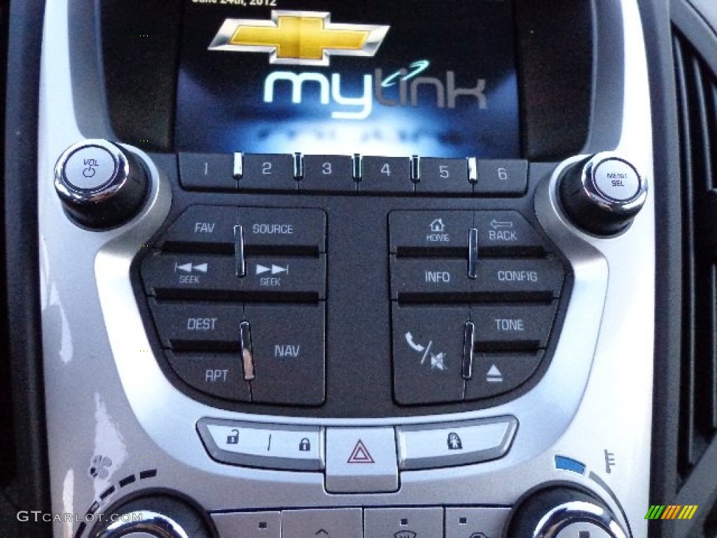 2013 Chevrolet Equinox LTZ AWD Controls Photo #74820419