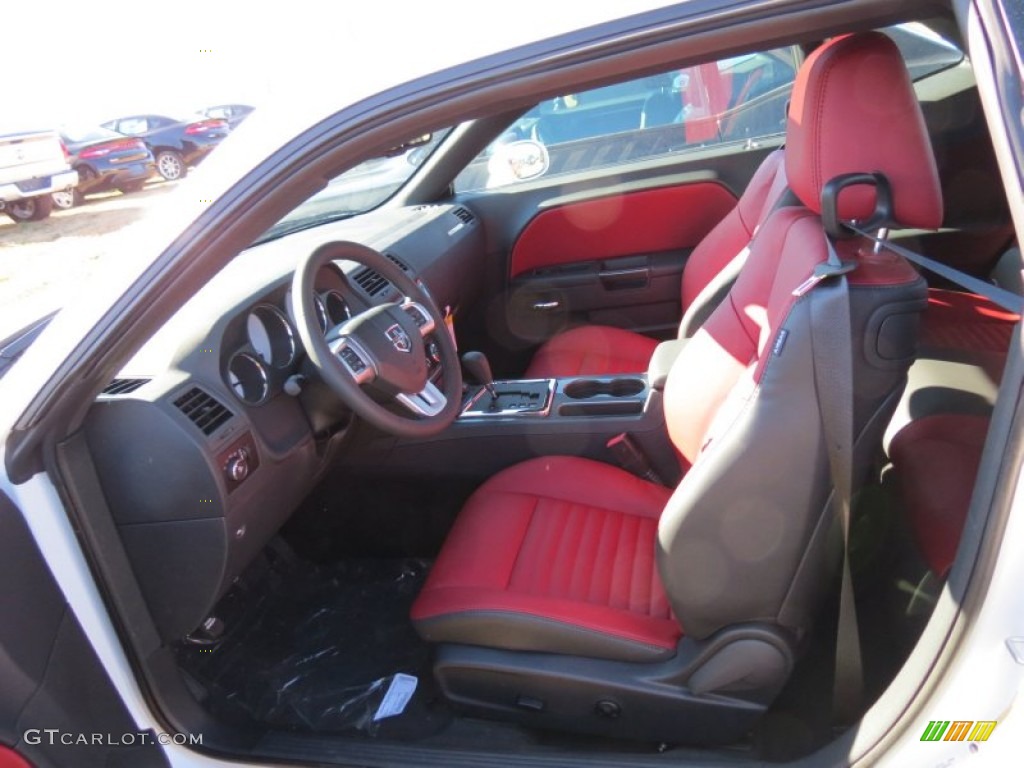 2013 Challenger SXT Plus - Bright White / Radar Red/Dark Slate Gray photo #6