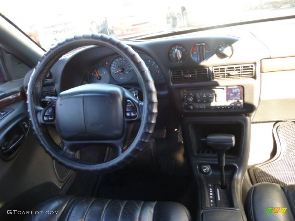 1998 Monte Carlo Z34 - Torch Red / Graphite photo #13