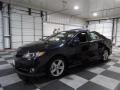 Attitude Black Metallic - Camry SE Photo No. 4