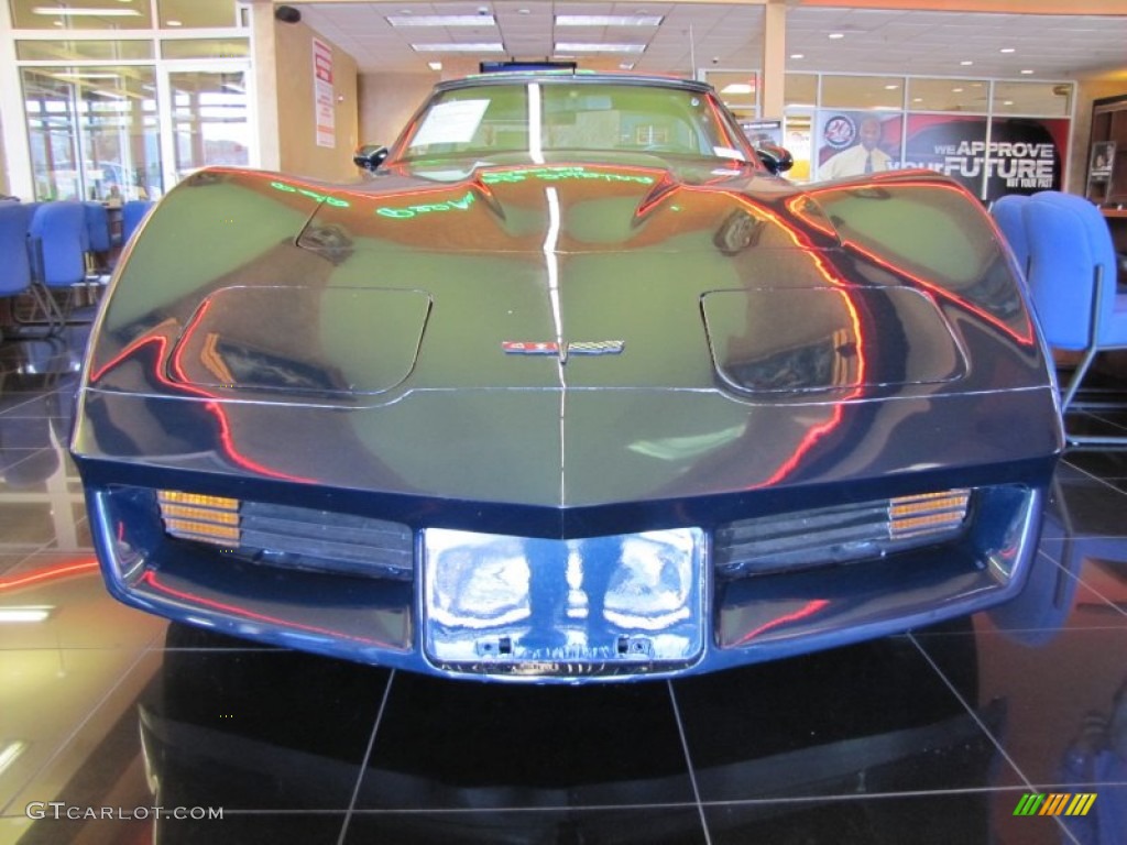 1981 Corvette Coupe - Dark Blue Metallic / Dark Blue photo #2