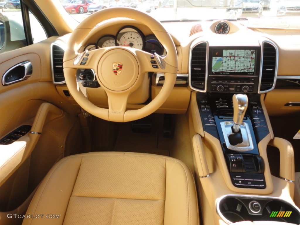 2013 Porsche Cayenne Diesel Luxor Beige Dashboard Photo #74823794