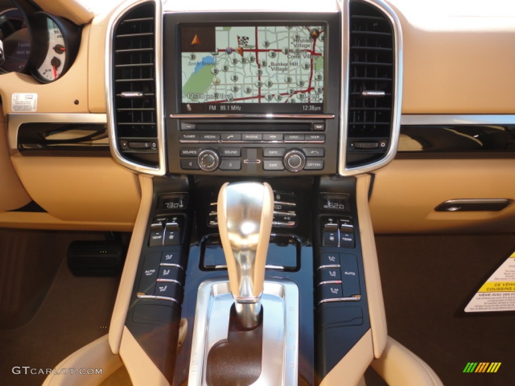 2013 Porsche Cayenne Diesel Controls Photo #74823815