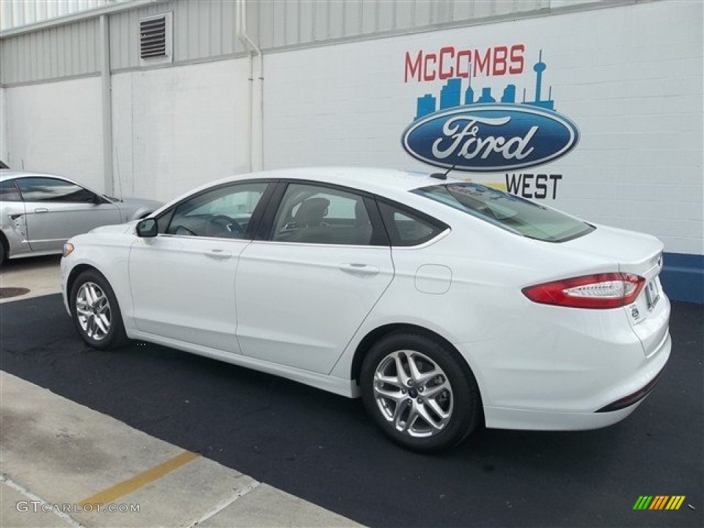 2013 Fusion SE - Oxford White / Dune photo #3