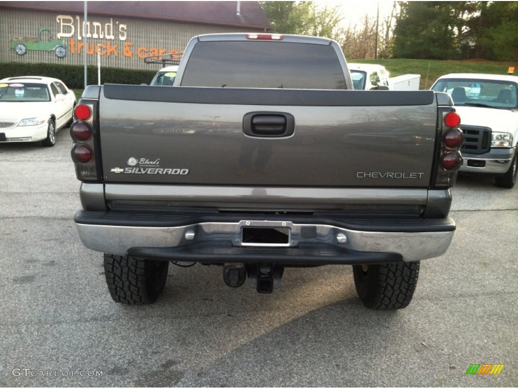 2002 Silverado 2500 LS Extended Cab 4x4 - Medium Charcoal Gray Metallic / Graphite photo #5