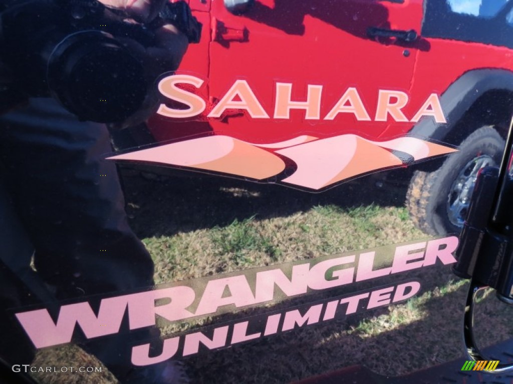 2013 Wrangler Unlimited Sahara 4x4 - True Blue Pearl / Black/Dark Saddle photo #6