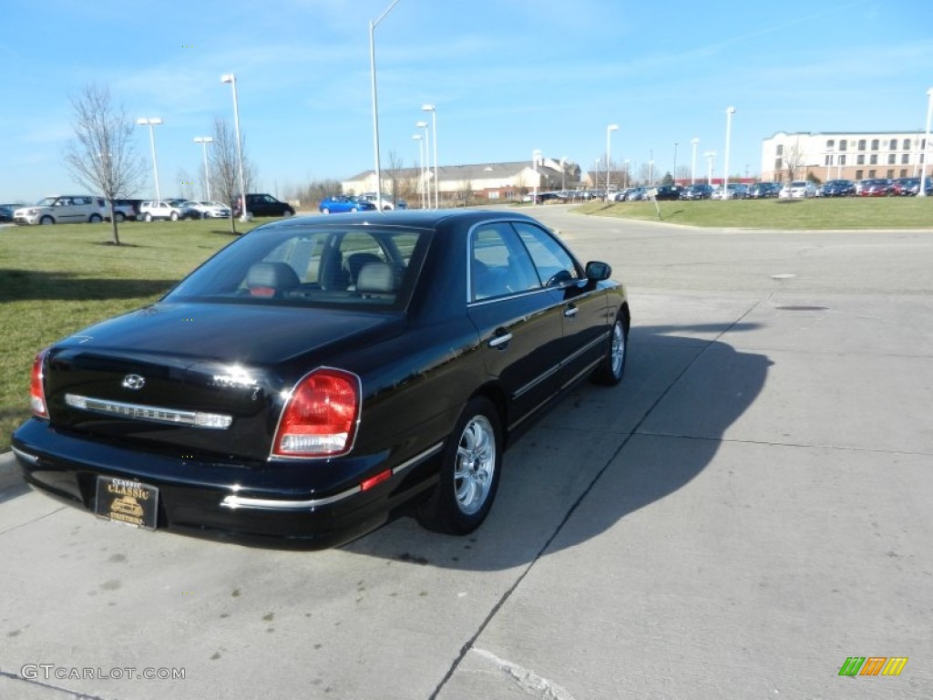 2003 XG350 Sedan - Black Obsidian / Black photo #3