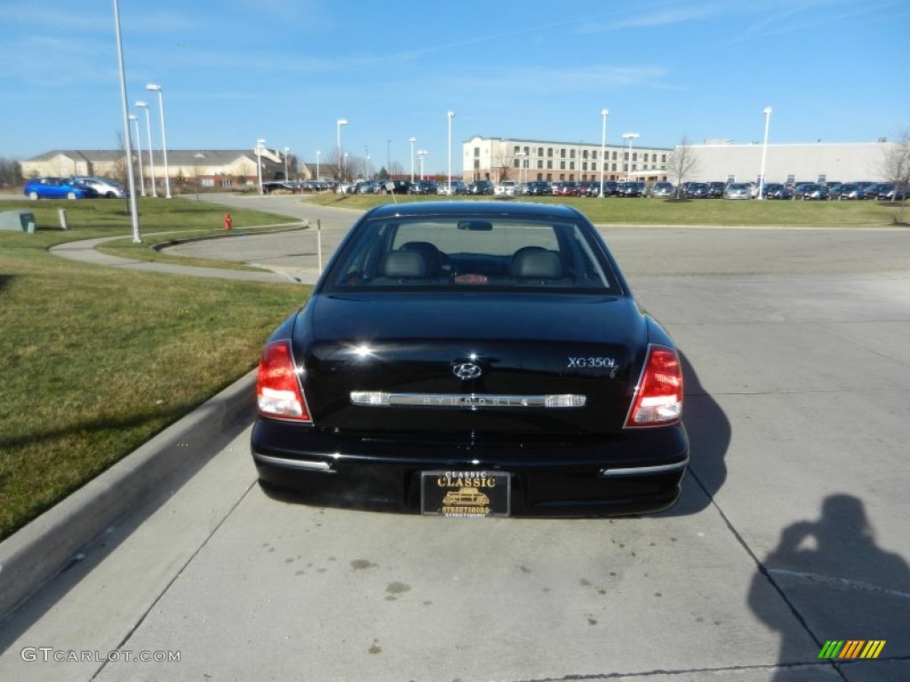 2003 XG350 Sedan - Black Obsidian / Black photo #4