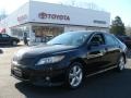 Black - Camry SE Photo No. 1