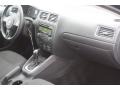 Black - Jetta S Sedan Photo No. 36