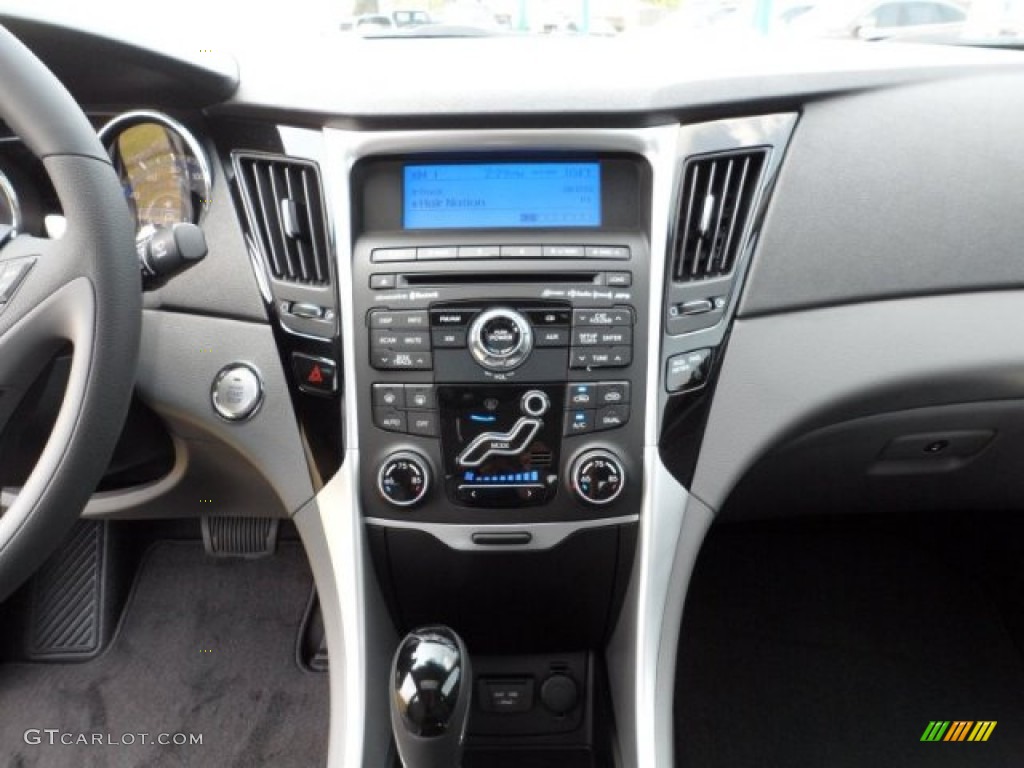 2011 Sonata Limited 2.0T - Midnight Black / Gray photo #30