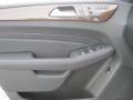 Iridium Silver Metallic - ML 350 4Matic Photo No. 6