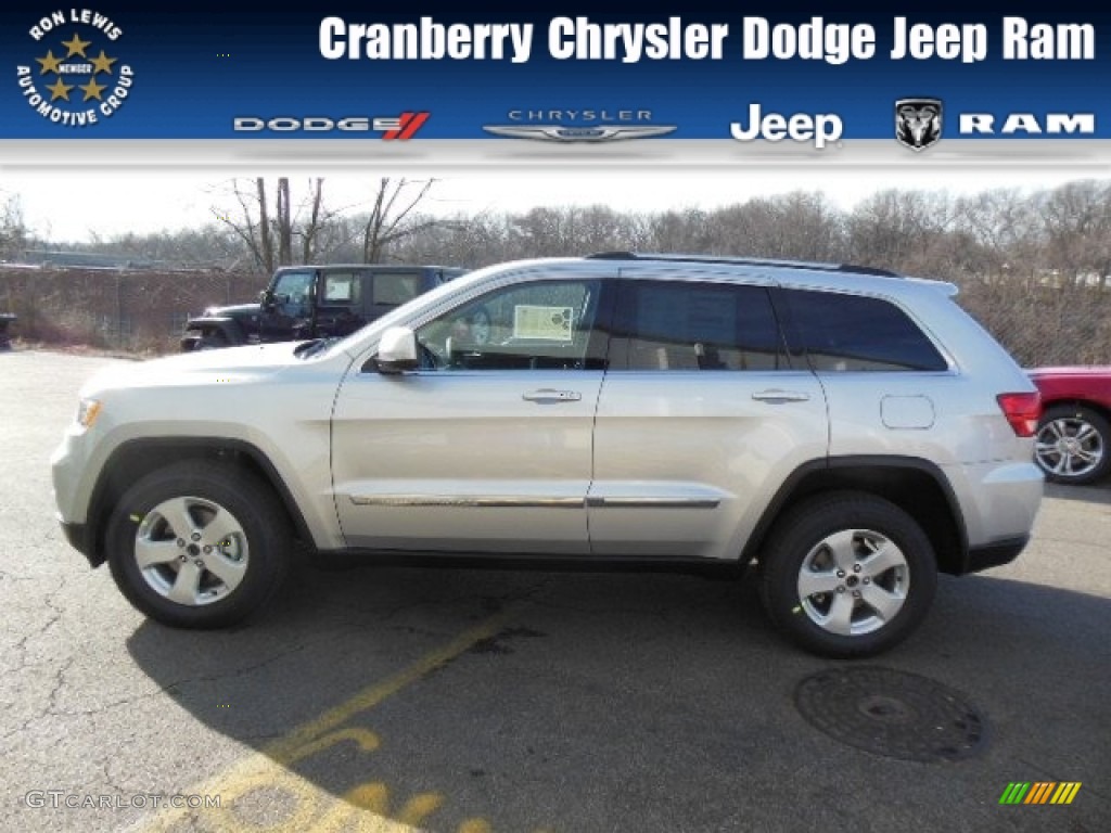 2013 Grand Cherokee Laredo 4x4 - Bright Silver Metallic / Black photo #1