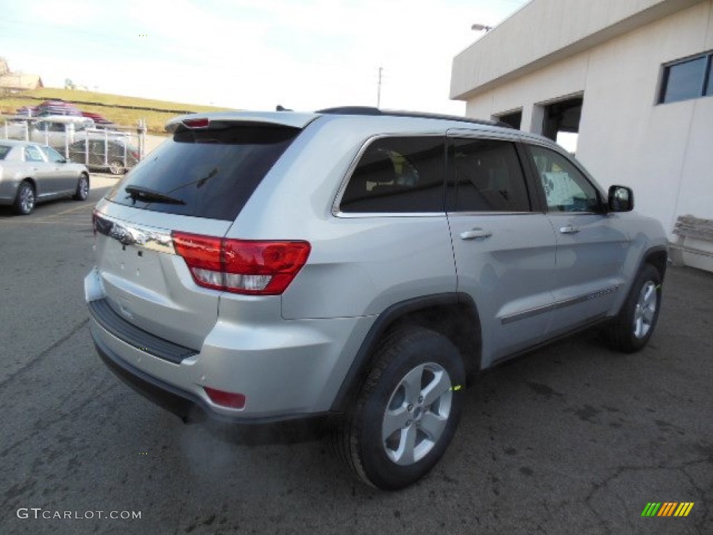 2013 Grand Cherokee Laredo X Package 4x4 - Bright Silver Metallic / Black photo #6