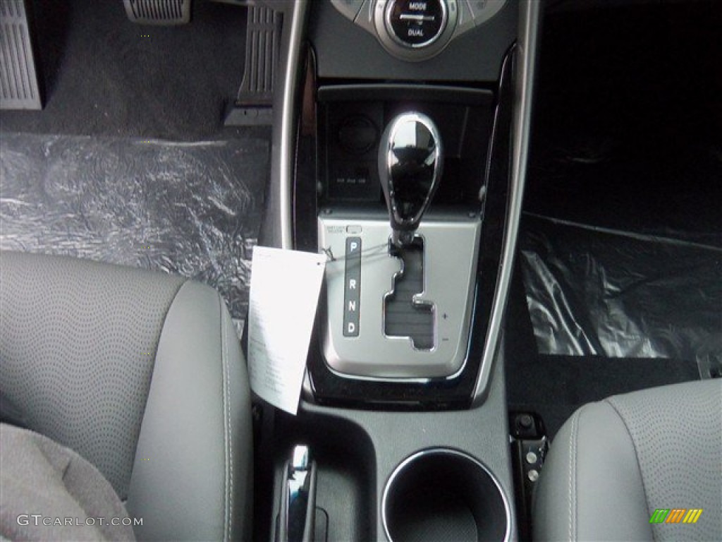 2013 Elantra Limited - Titanium Gray Metallic / Gray photo #17