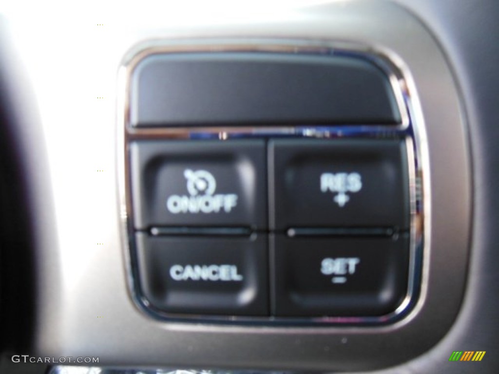2013 Grand Cherokee Laredo X Package 4x4 - Bright Silver Metallic / Black photo #19