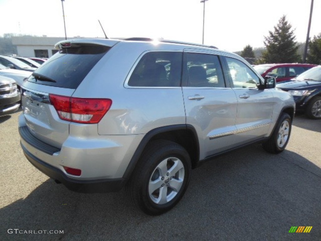 2013 Grand Cherokee Laredo X Package 4x4 - Bright Silver Metallic / Black photo #6