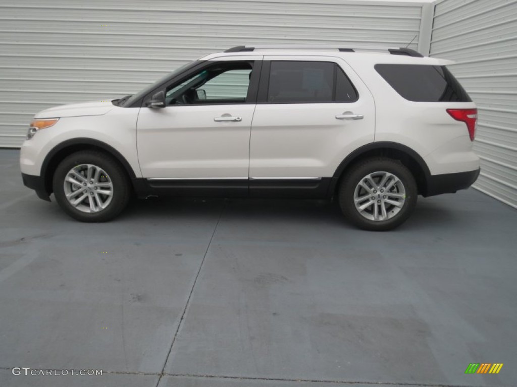 2013 Explorer XLT - White Platinum Tri-Coat / Charcoal Black photo #5