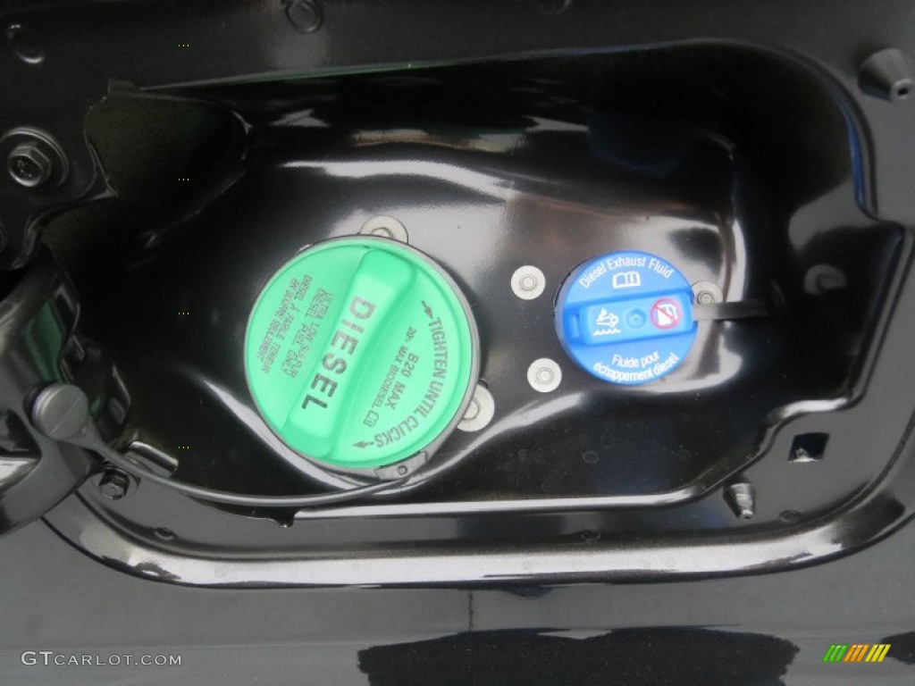 2013 F250 Super Duty King Ranch Crew Cab 4x4 - Tuxedo Black Metallic / King Ranch Chaparral Leather/Black Trim photo #17