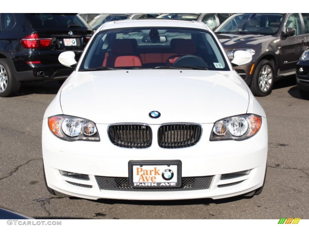 2011 1 Series 128i Coupe - Alpine White / Coral Red photo #2