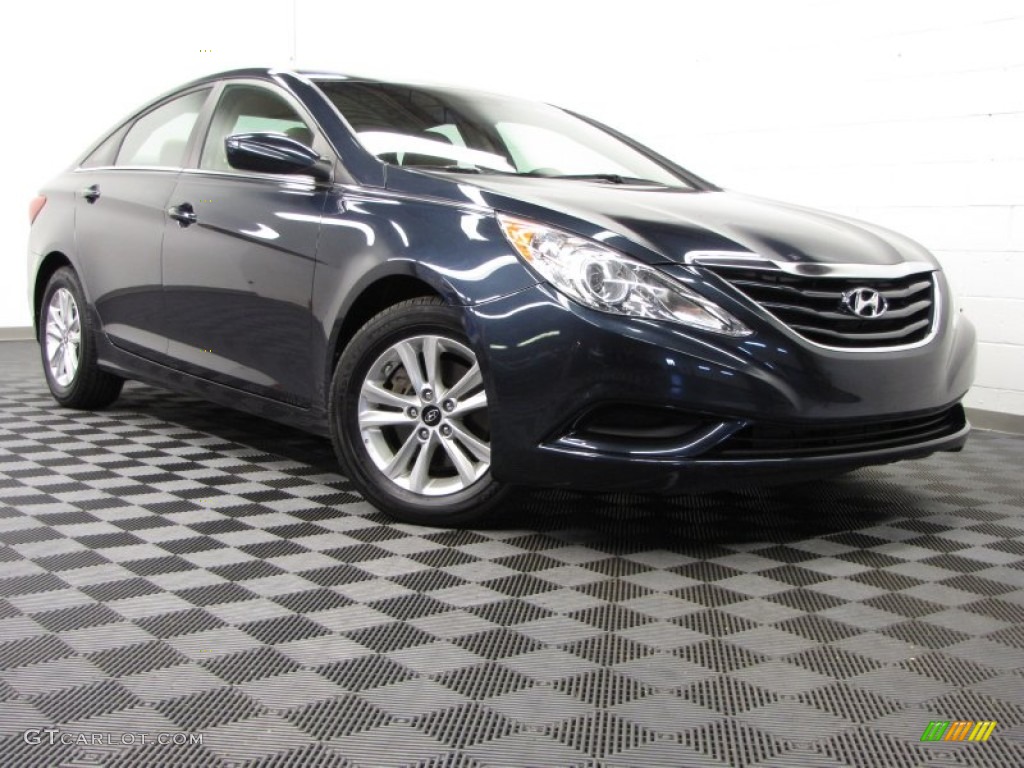 2011 Sonata GLS - Black Plum Pearl / Camel photo #1