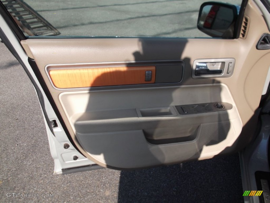 2006 Zephyr  - Dune Pearl Metallic / Sand photo #13