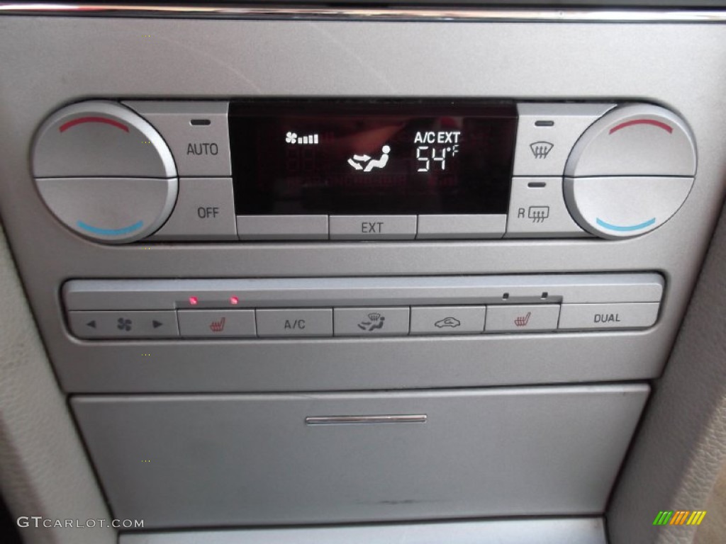 2006 Lincoln Zephyr Standard Zephyr Model Controls Photo #74846066