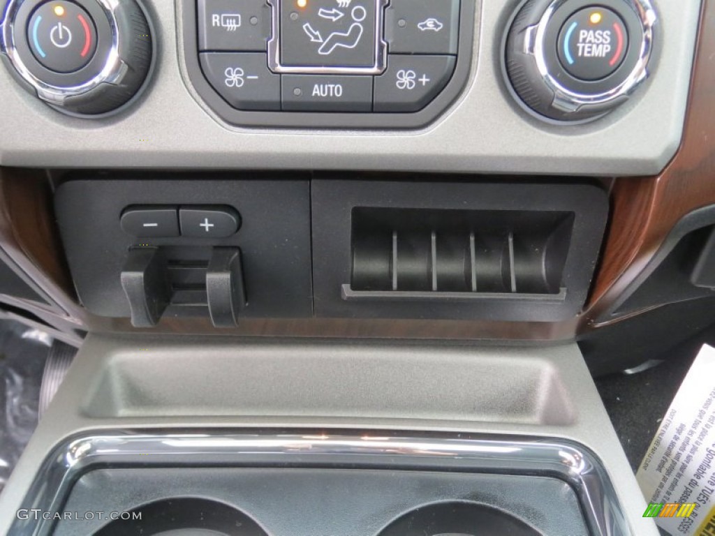 2013 Ford F350 Super Duty Lariat Crew Cab 4x4 Controls Photo #74846074