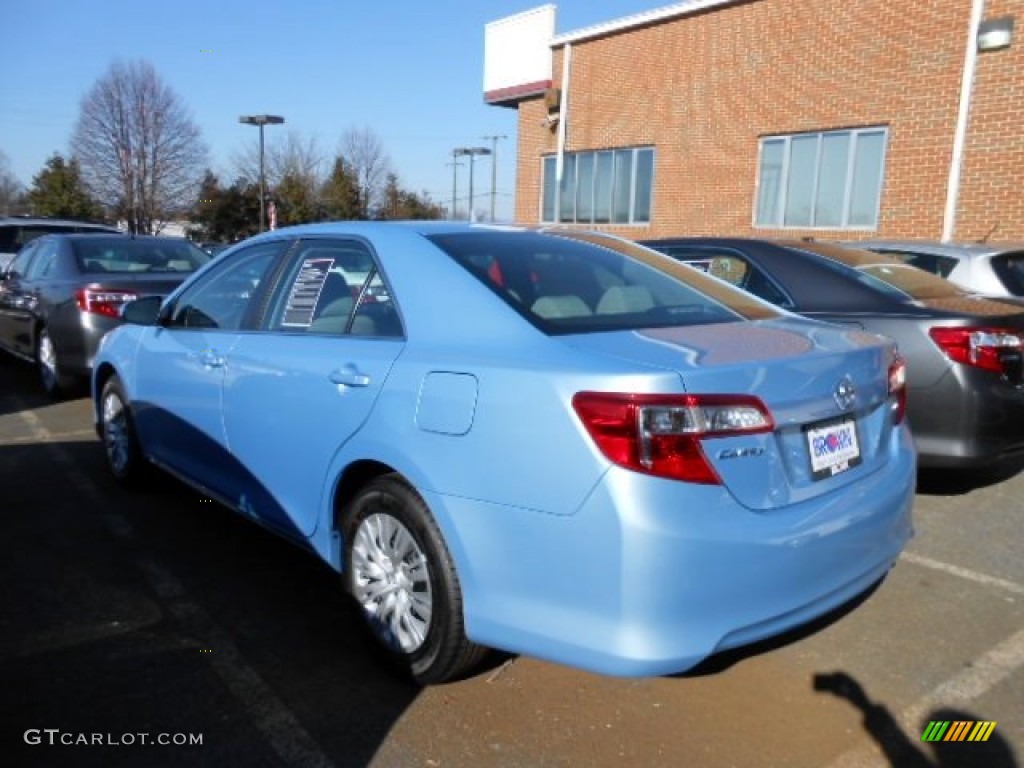 2012 Camry LE - Clearwater Blue Metallic / Light Gray photo #4