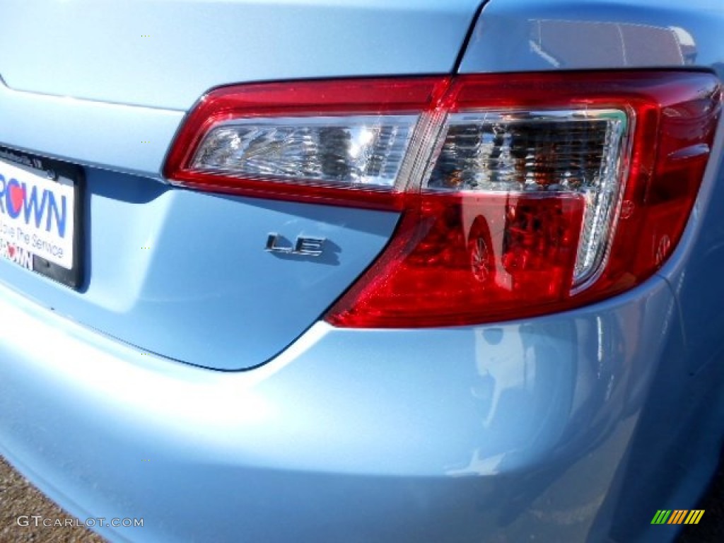 2012 Camry LE - Clearwater Blue Metallic / Light Gray photo #7