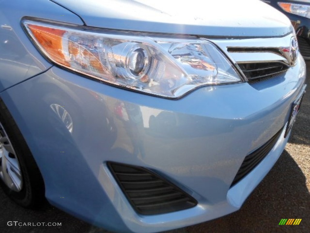 2012 Camry LE - Clearwater Blue Metallic / Light Gray photo #8