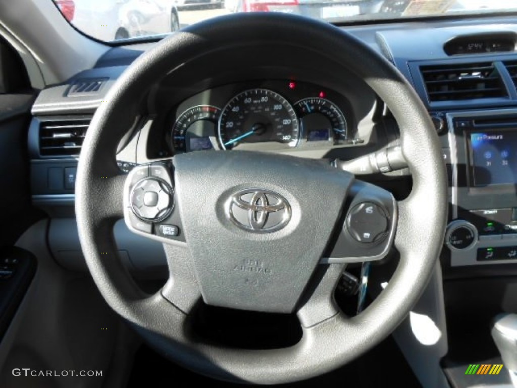 2012 Camry LE - Clearwater Blue Metallic / Light Gray photo #12